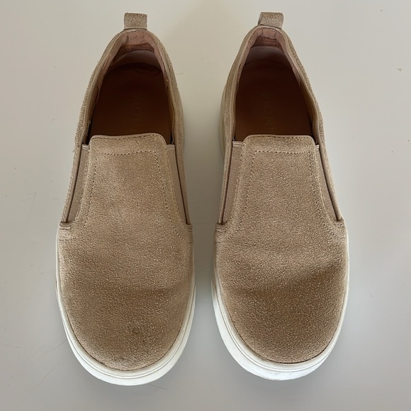 Vionic Kimmie Sneaker-Size 7 - Picture 3 of 10